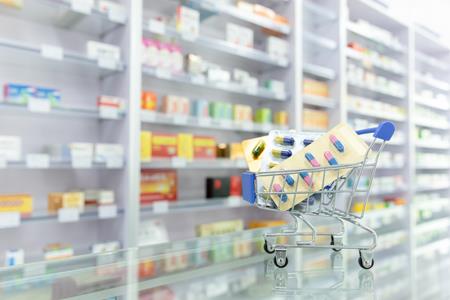 天貓醫(yī)藥新機遇 藥品互聯(lián)網(wǎng)信息服務(wù)政策解析與市場前景